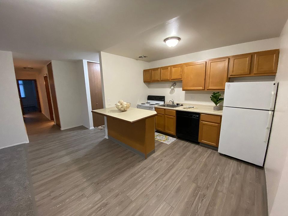 1st image of 2332 N Oakland Ave APT 301