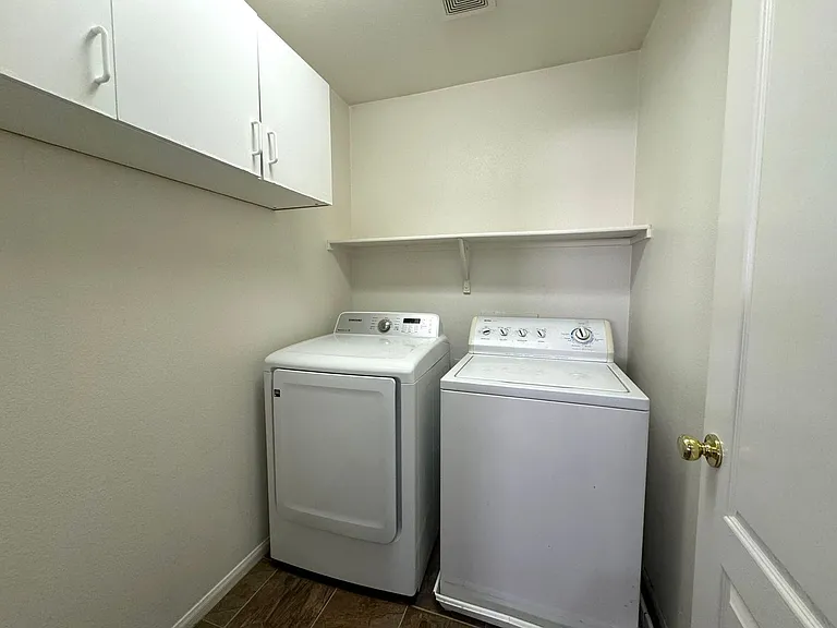 11087 Deluna St — Photo 11