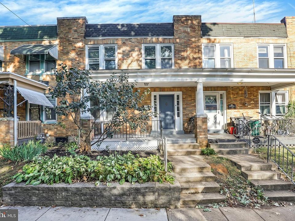 1st image of 555 Burrowes Ave