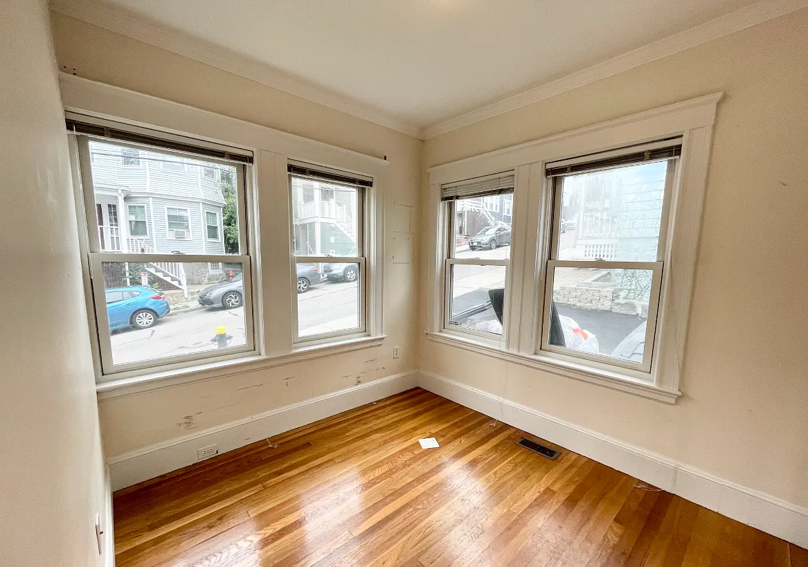 5 bed, 1200 sqft, $6,000 — Photo 4