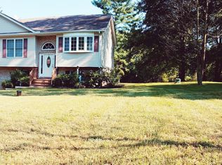 6 Barbara Ln, Elkton, MD 21921