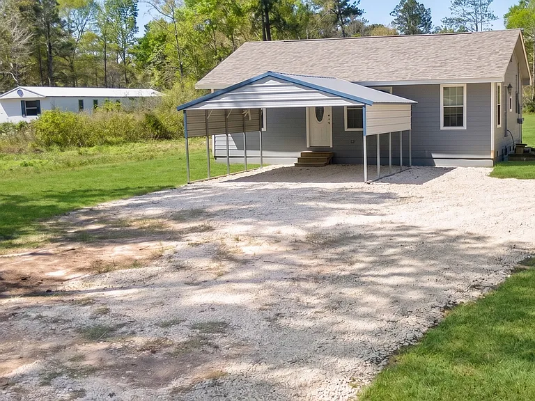 672 County Road 3317 — Photo 1