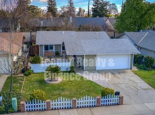 9612 Linda Rio Dr, Sacramento, CA 95827