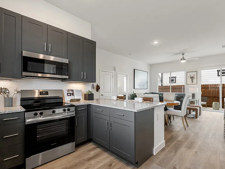 Avilla Rio Oaks — Photo 17