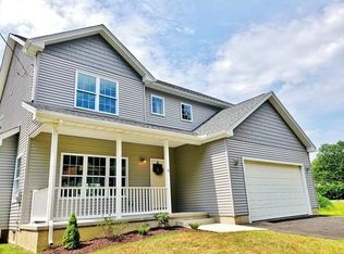 9 Manchonis Rd, Wilbraham, MA 01095