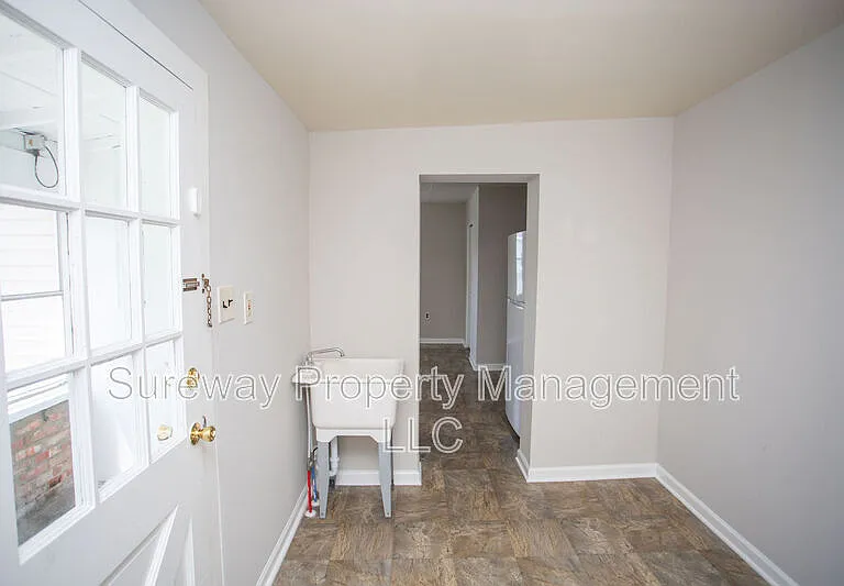 509 S Main St #B — Photo 20