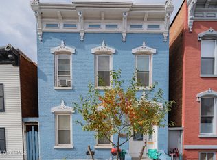 323 2nd St, Troy, NY 12180