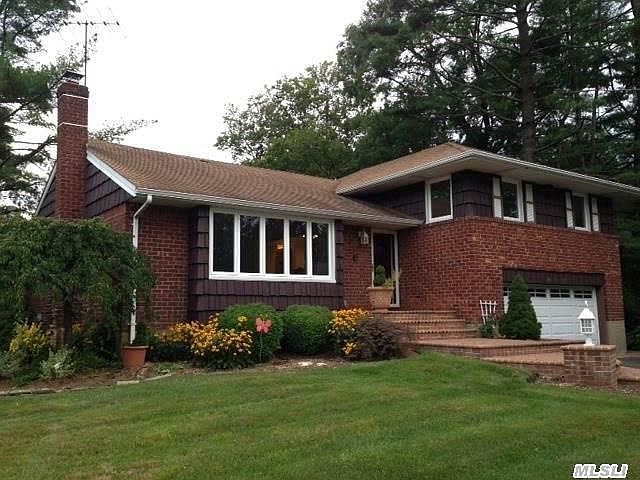 1st image of 903 Gloucester Ct