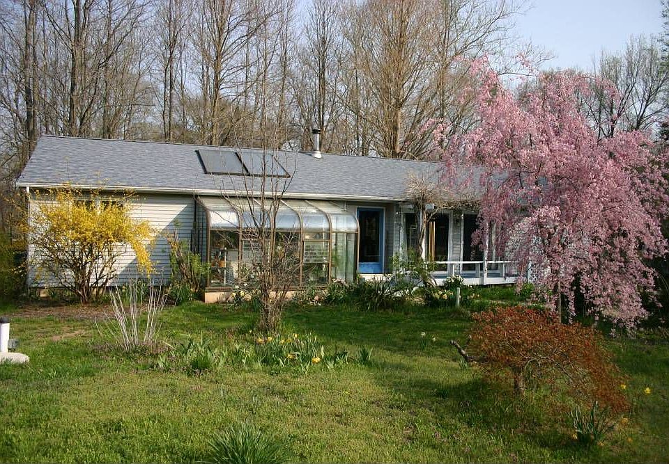 Country living at its' best!