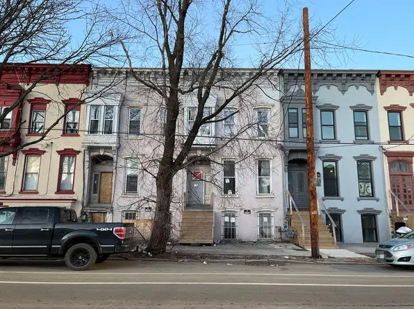 541 Clinton Ave, Albany, NY 12206