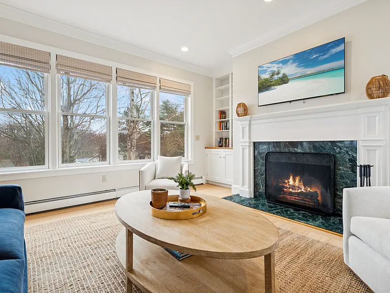 8 Thistleberry Ln — Photo 32