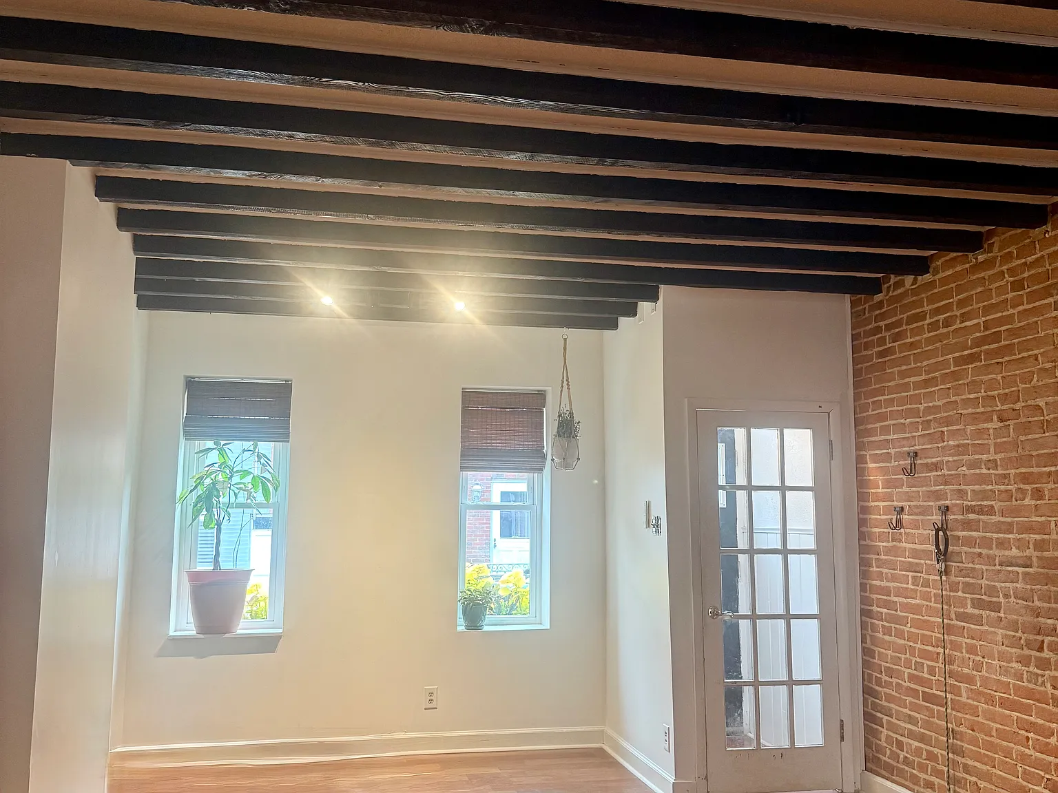 229 Watkins St — Photo 4