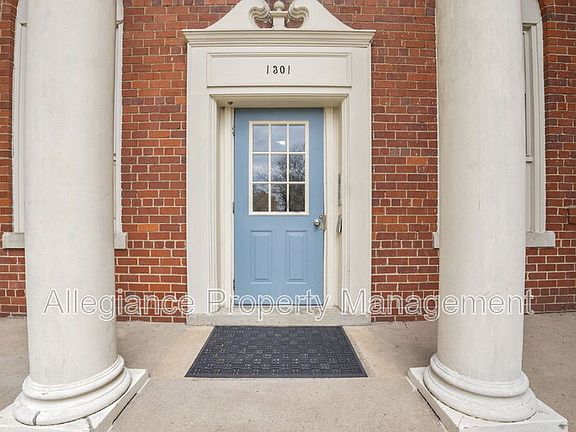 2nd image of 1301 E Abingdon Dr APT 2