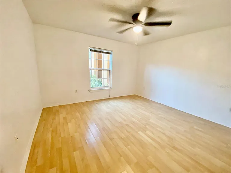 5463 Vineland Rd #5103 — Photo 21