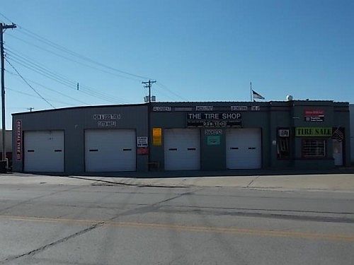 3rd image of 5402 Lake Ave