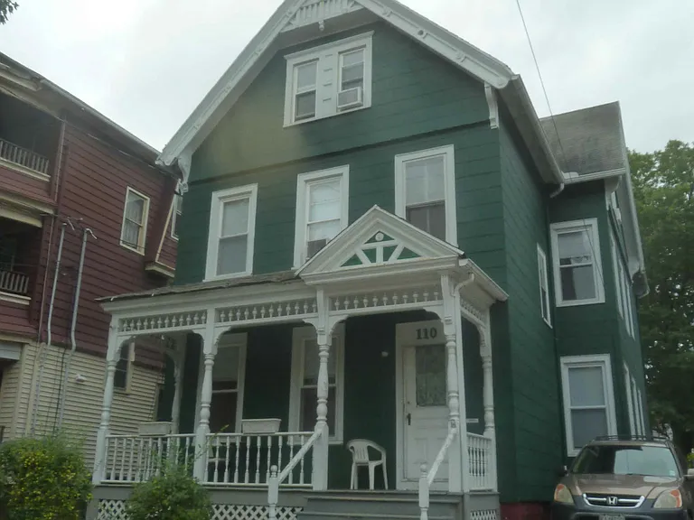 110 Lawrence St #3 — Photo 8