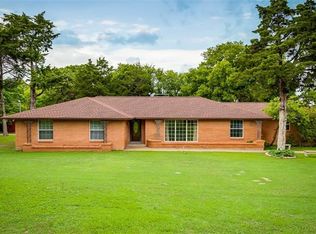 6021 W Red Bird Ln, Dallas, TX 75236