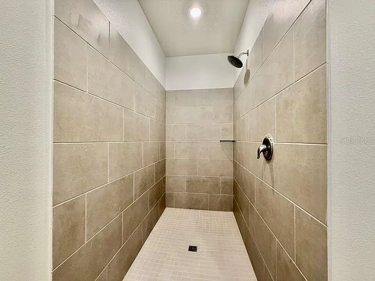 5111 Natalia Dr — Photo 6