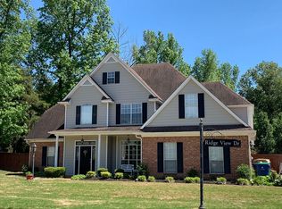 590 Ridge View Dr S, Hernando, MS 38632