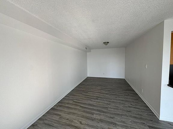 5th image of 16400 N Park Dr APT 1-810