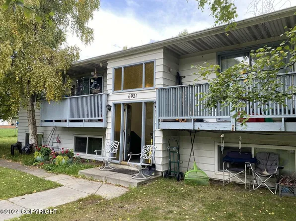 6921 Weimer Rd, Anchorage, AK 99502