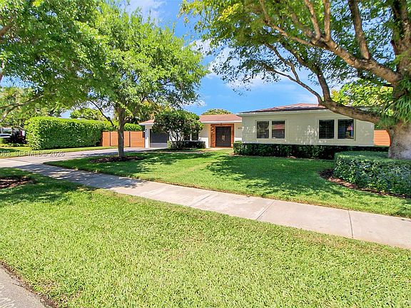 2nd image of 8975 SW 83rd St