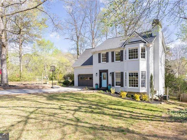 926 W Mill Trce NW, Kennesaw, GA 30152