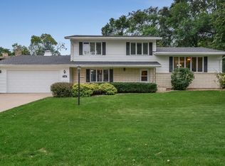 7125 Willow Ln, Minneapolis, MN 55430