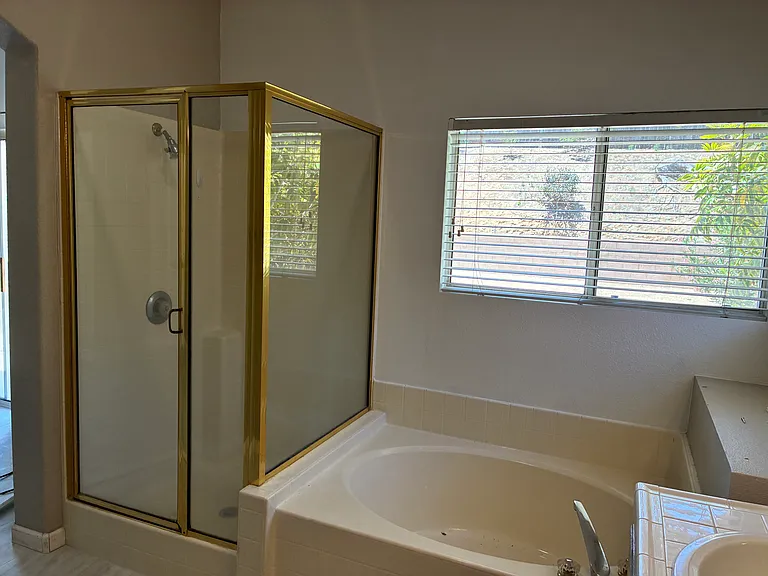 1951 Andrews Ct — Photo 5