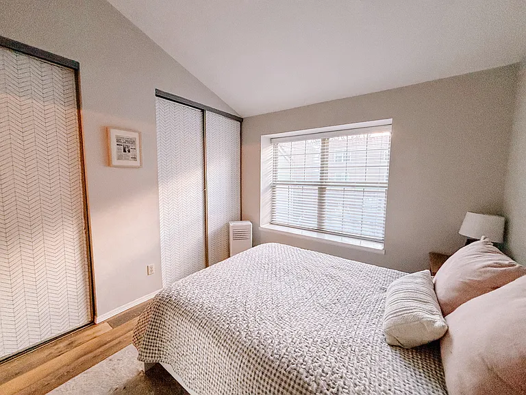 6744 Overland Dr — Photo 10