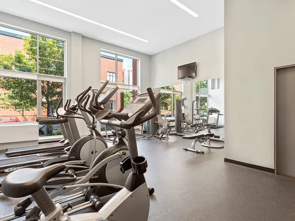 2-40 51st Avenue image 8 of 10