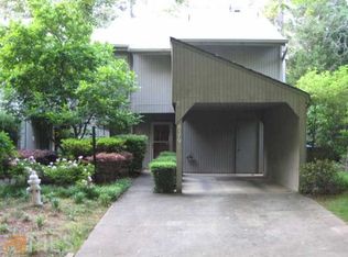 6179 Willow Run Rd, Peachtree Corners, GA 30092