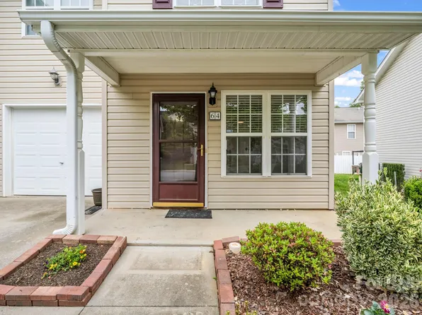 64 Lanceford Cir, Fletcher, NC 28732