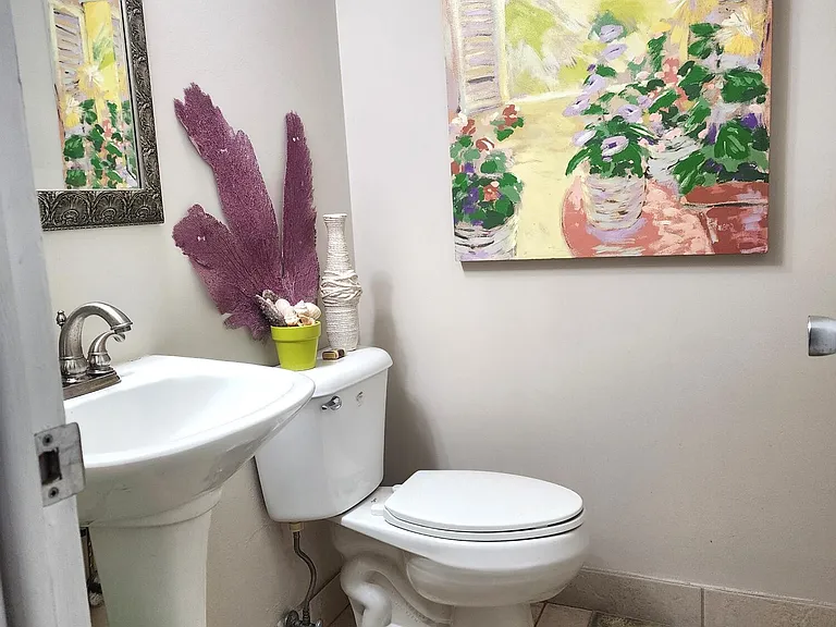 804 SE 7th St #101 — Photo 6