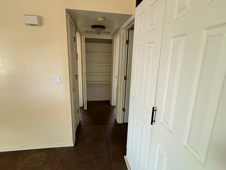 615 E Waverly St #2 — Photo 6