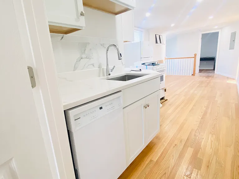 48 Moulton Rd #2 — Photo 2