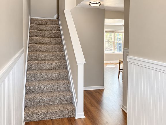 4th image of 2710 Haynescrest Dr