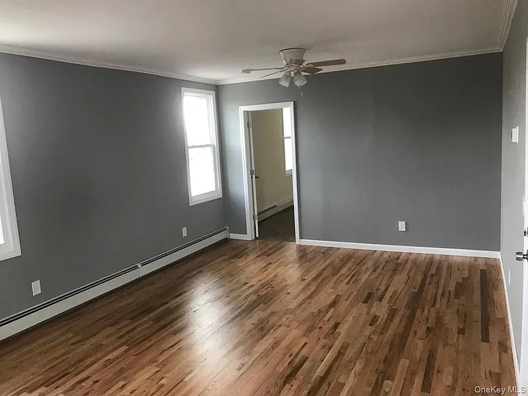236 W Montauk Hwy #2E — Photo 3