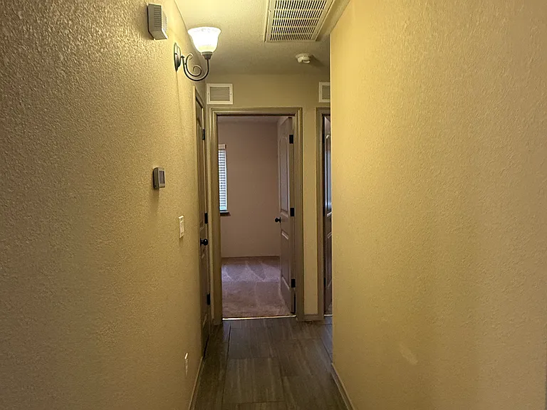 12744 Maria L Fernandez — Photo 4