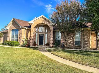 304 Kings Creek Dr, Terrell, TX 75161
