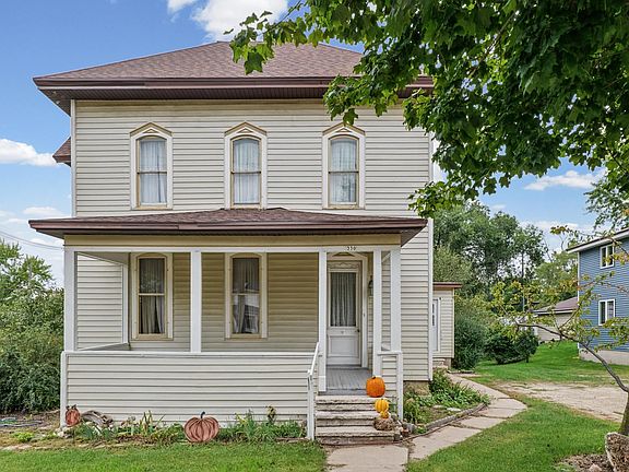 3rd image of 330 W Main St