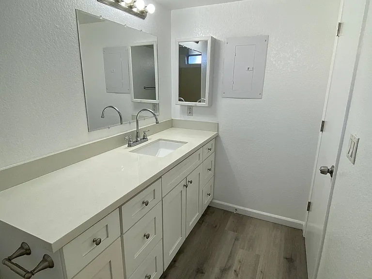 1123 Ramar Road — Photo 13