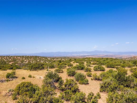4th image of 72 Sendero Encanto