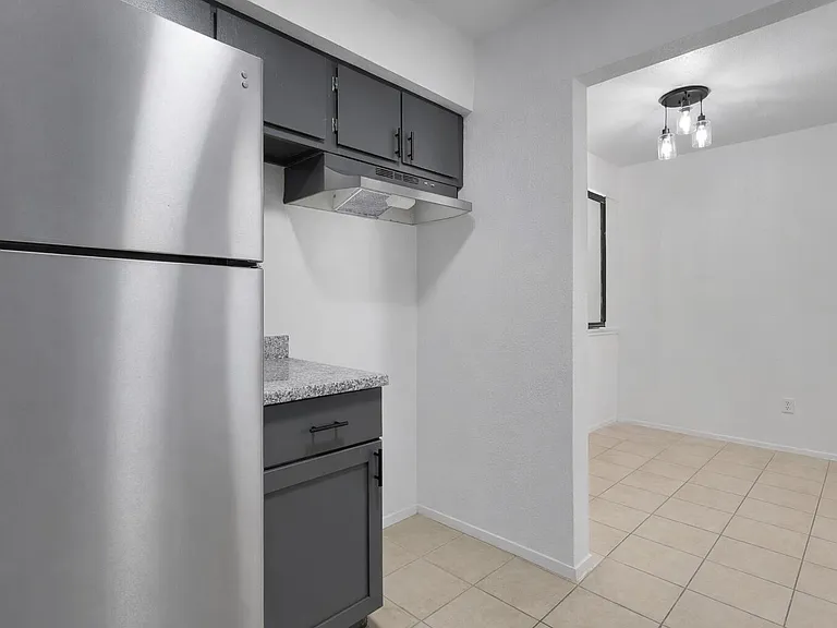 12610 Ashford Meadow Dr #4 — Photo 3