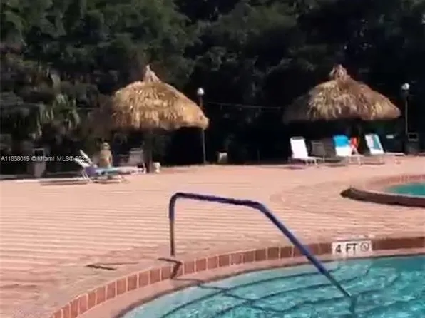 3170 Holiday Springs Blvd APT 203, Pompano Beach, FL 33063