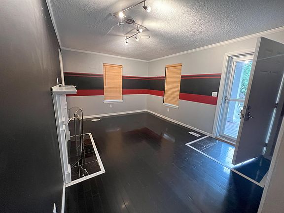 3rd image of 3419 Van Buren St