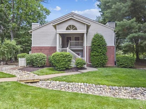 11700 Olde English Dr Unit A, Reston, VA 20190