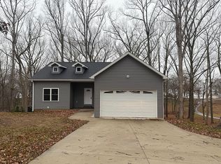 42 Nulls Rd, Eddyville, KY 42038