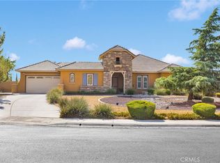 12916 Hyperion Ln, Apple Valley, CA 92308
