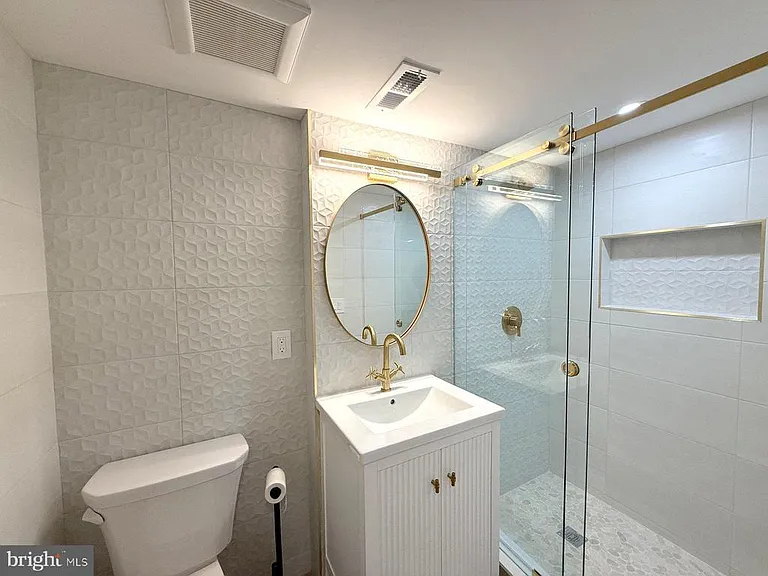 355 Cherry Hill Blvd — Photo 13
